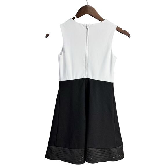 Girl's Youth Amy Byer Black & White Sleeveless Designer Dress - Youth Size 10 - Picture 2 of 5